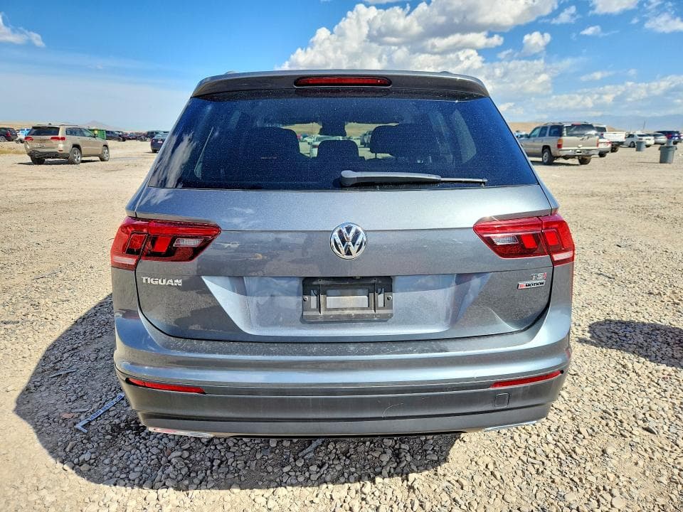 2018 VOLKSWAGEN TIGUAN S 6