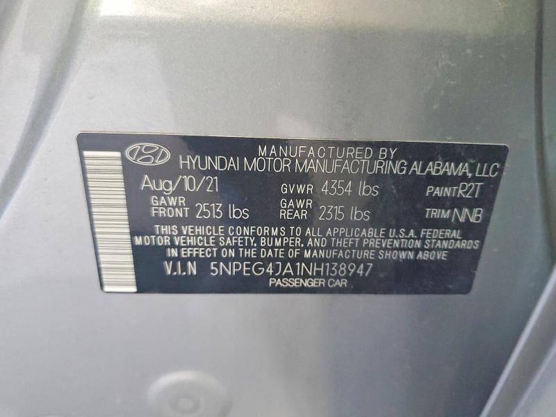 2022 HYUNDAI SONATA SE 12