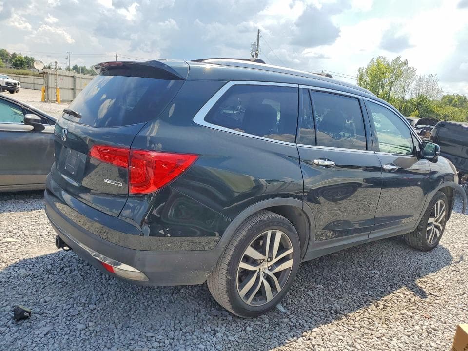 2017 HONDA PILOT TOURING 3