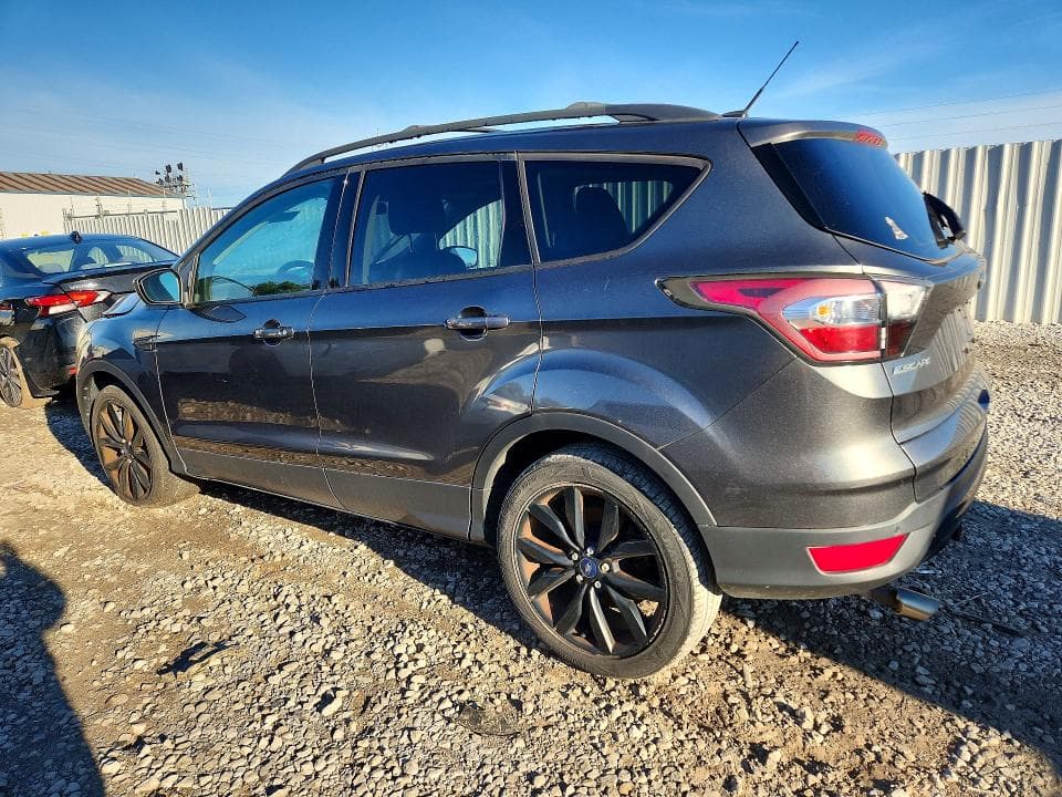 2017 FORD ESCAPE SE 2