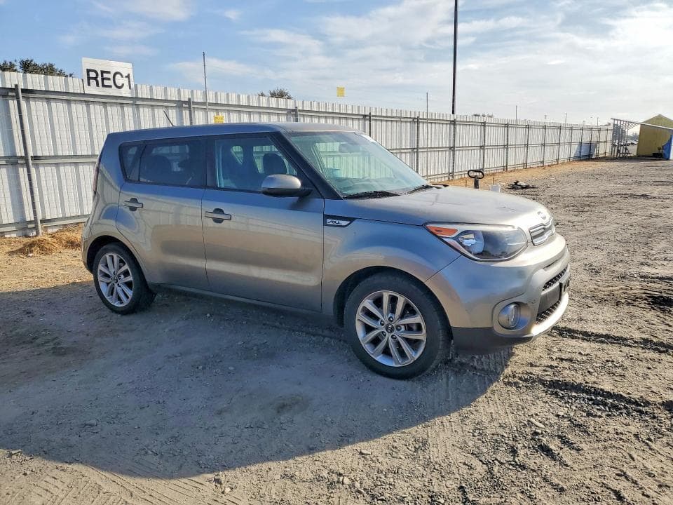 2018 KIA SOUL + 4