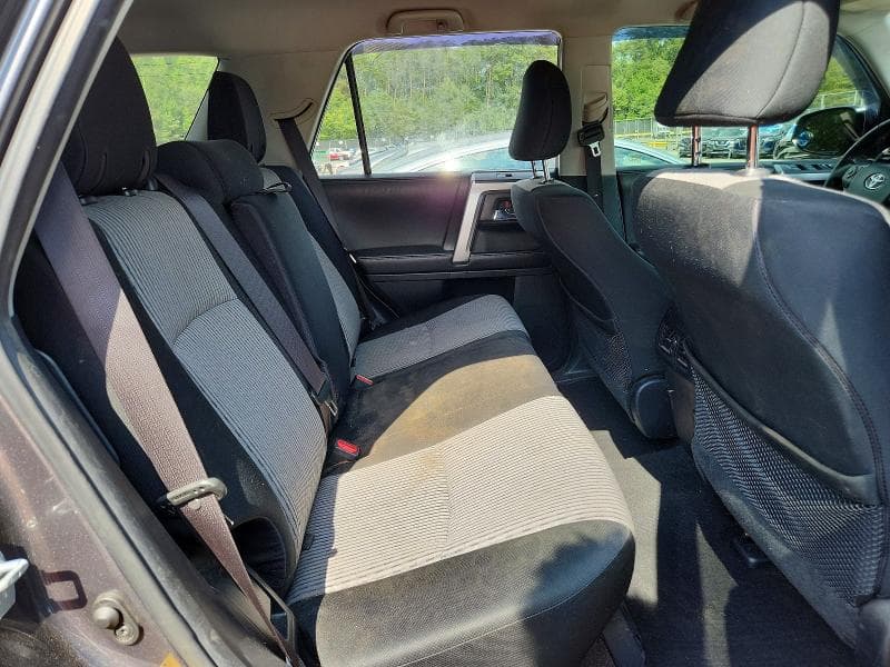 2017 TOYOTA 4RUNNER SR5 11