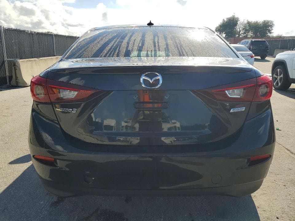 2018 MAZDA 3 TOURING 6