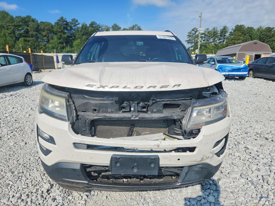 2017 FORD EXPLORER XLT 5