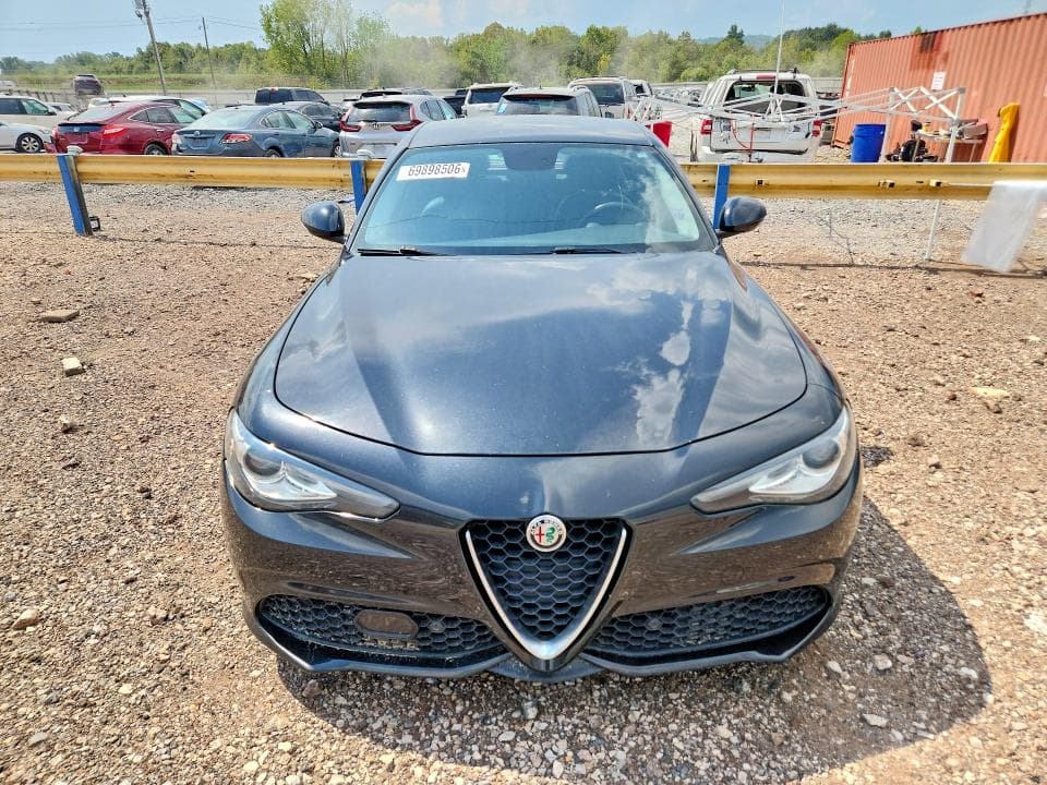 2017 ALFA ROMEO GIULIA 5