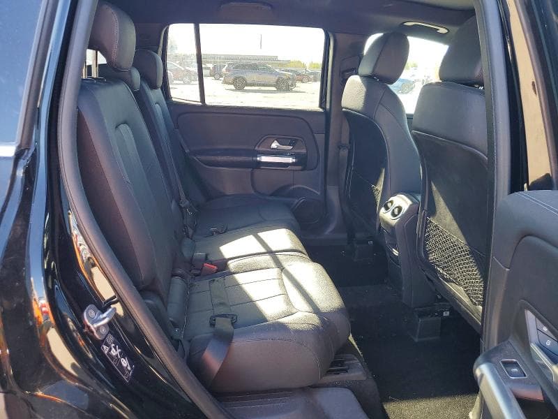 2025 MERCEDES-BENZ GLB 250 11