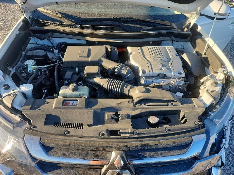 2018 MITSUBISHI OUTLANDER SE 12
