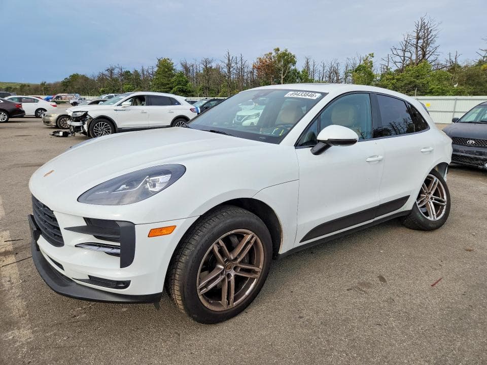 2021 PORSCHE MACAN - 1