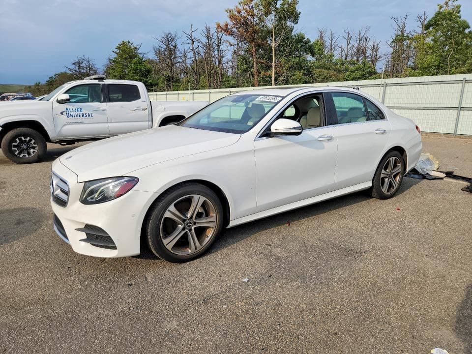 2018 MERCEDES-BENZ E 300 - 1