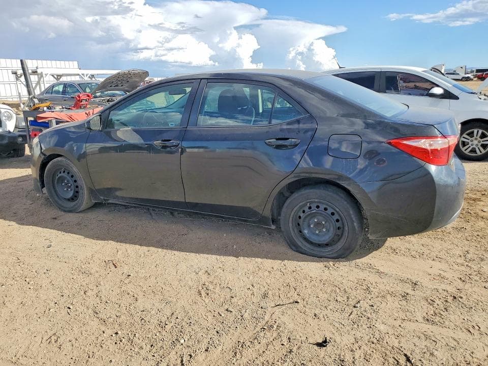 2018 TOYOTA COROLLA LE 2
