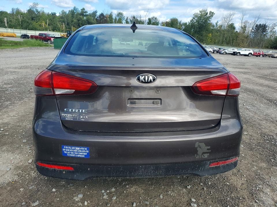 2017 KIA FORTE LX 6