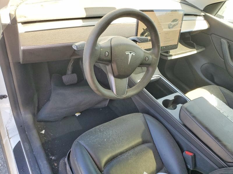 2021 TESLA MODEL Y 8