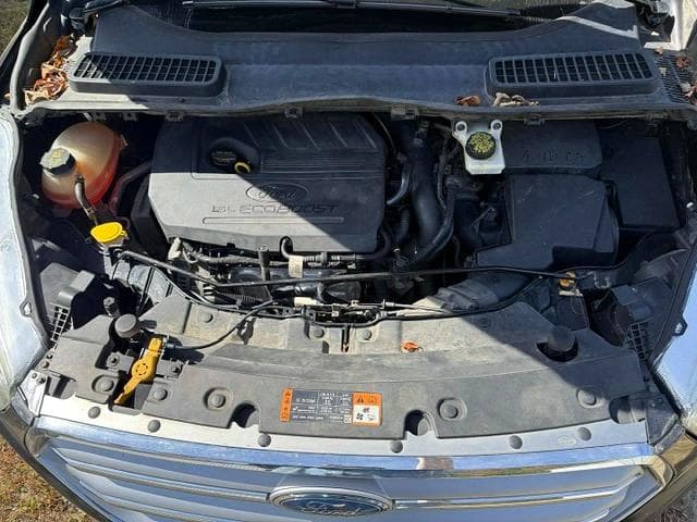 2017 FORD ESCAPE SE 9