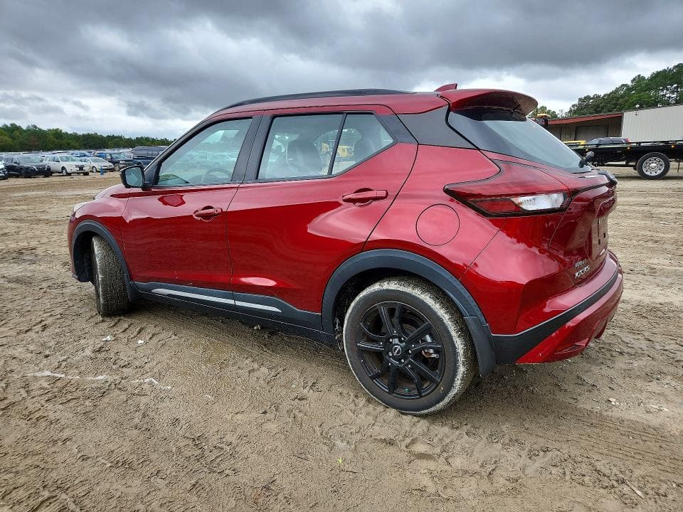 2022 NISSAN KICKS SR 2