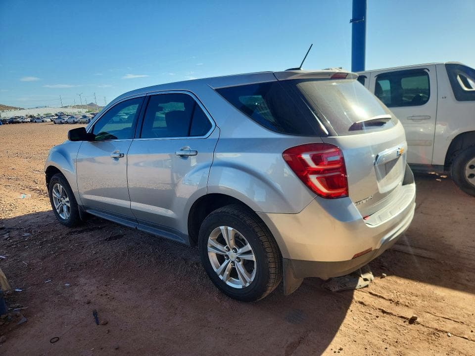 2017 CHEVROLET EQUINOX LS 2