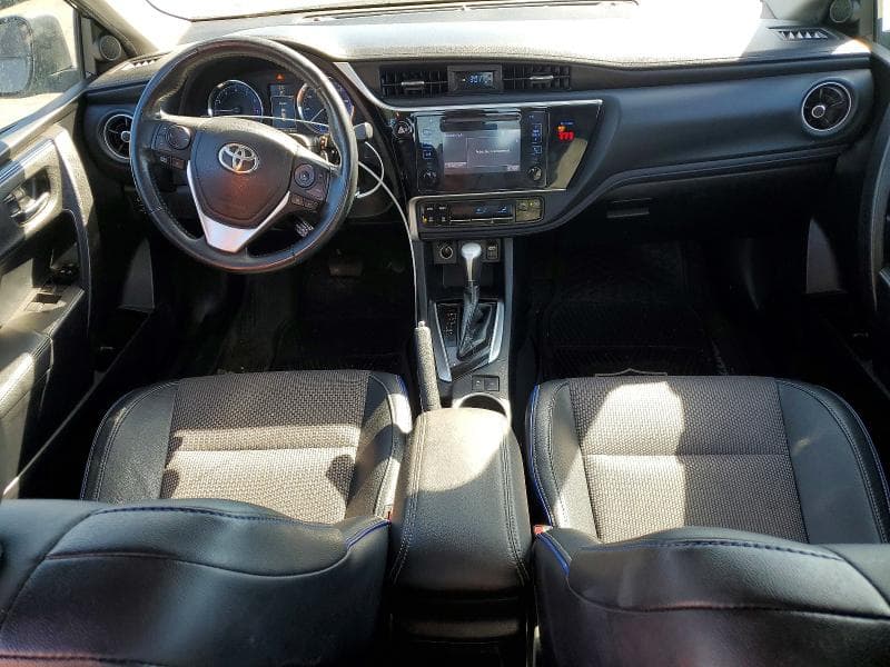 2018 TOYOTA COROLLA SE 8