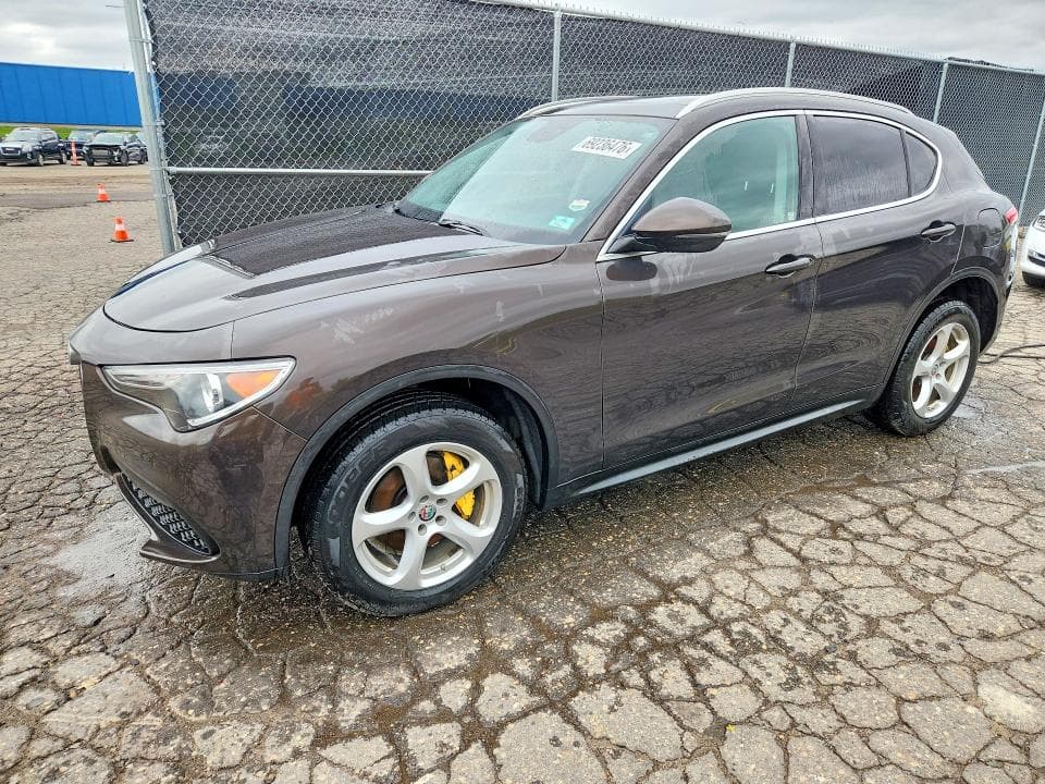 2019 ALFA ROMEO STELVIO - 1