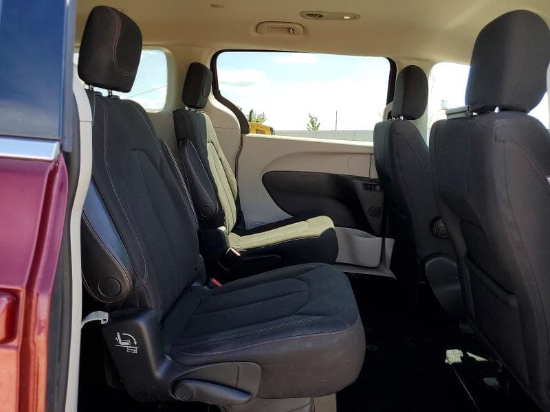 2017 CHRYSLER PACIFICA TOURING 11