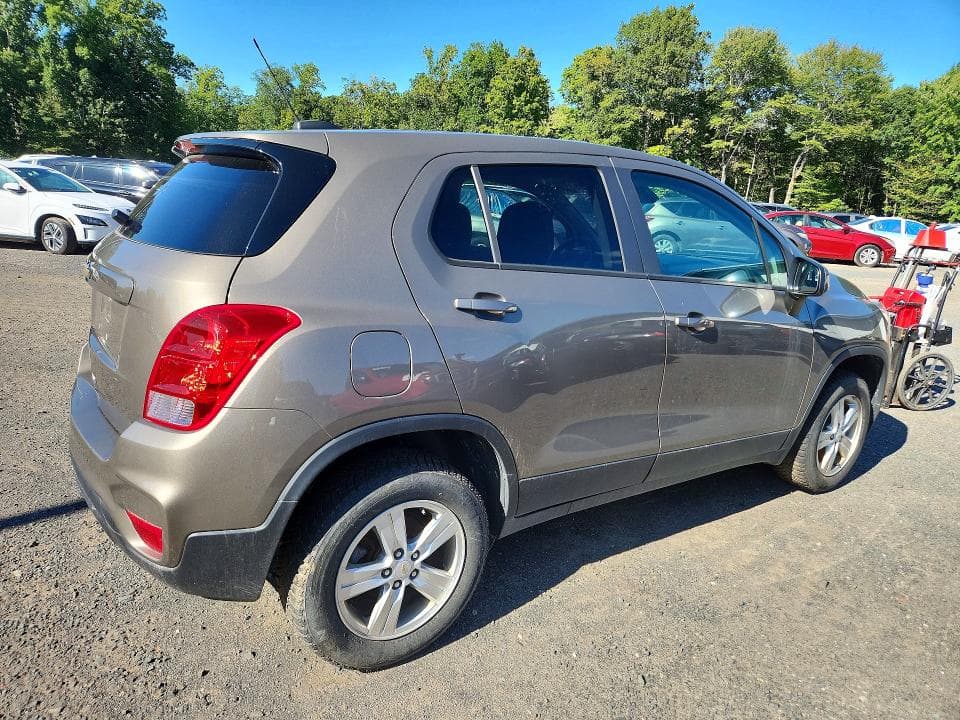 2020 CHEVROLET TRAX LS 3