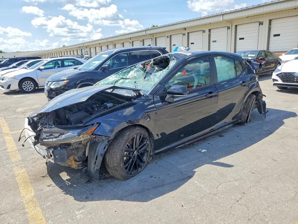 2025 TOYOTA CAMRY SE - 1