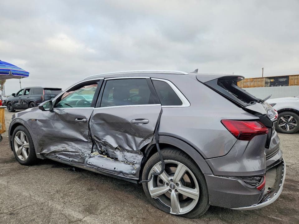 2019 AUDI E-TRON PREMIUM PLUS 2