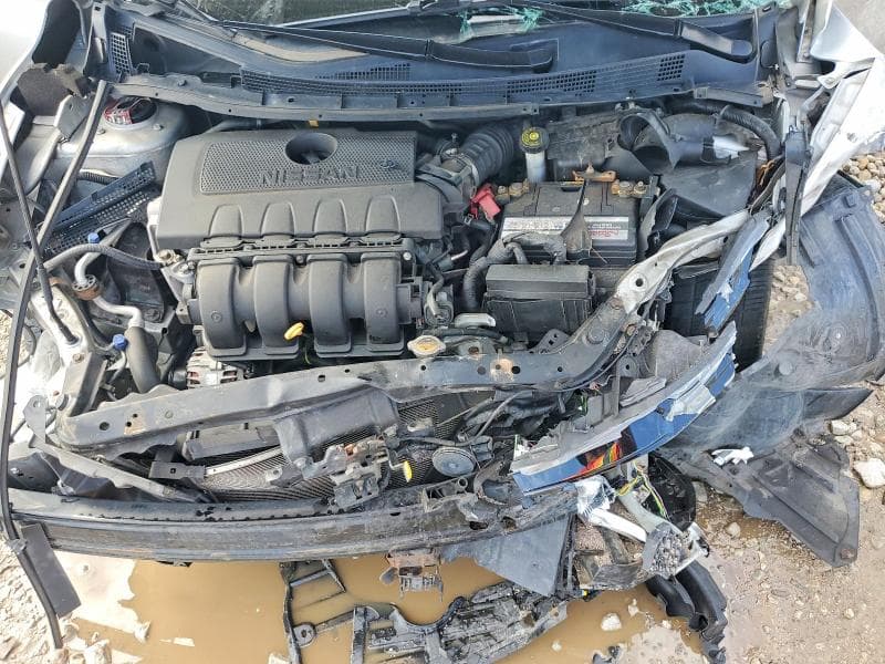 2019 NISSAN SENTRA SR 11