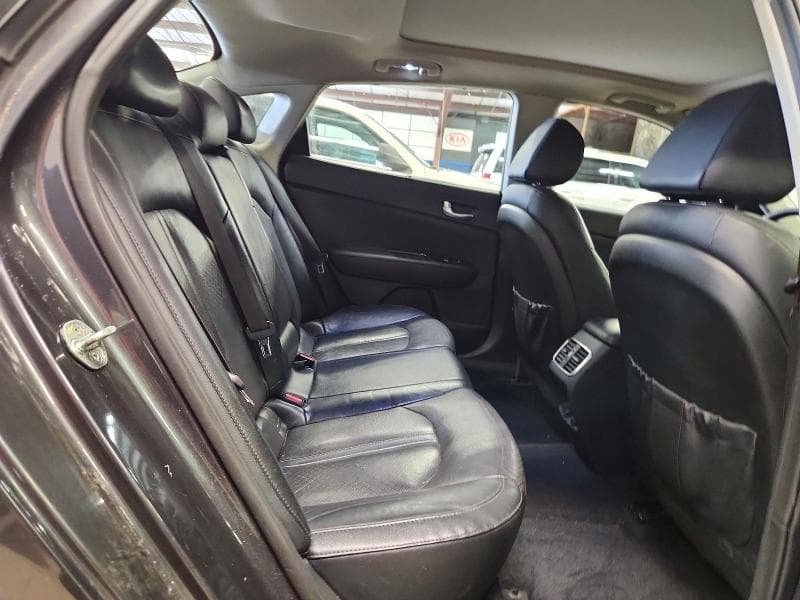 2017 KIA OPTIMA EX 10