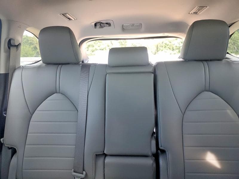 2023 TOYOTA HIGHLANDER XLE 10