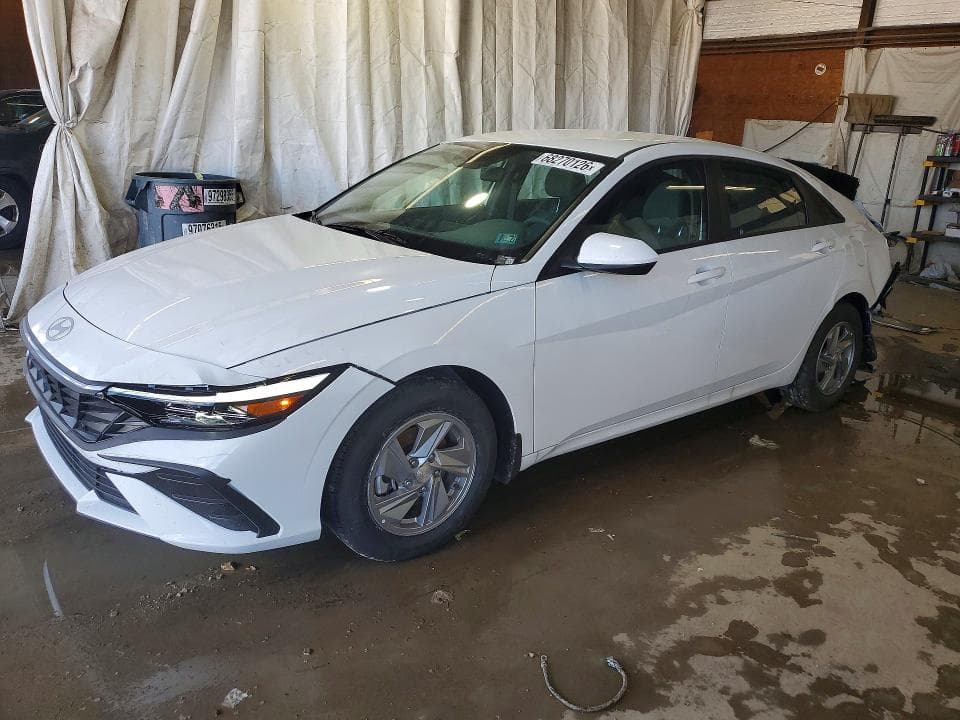 2026 HYUNDAI ELANTRA SE - 1