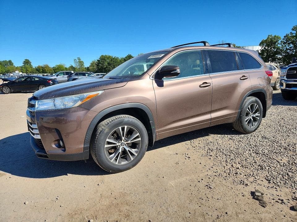 2018 TOYOTA HIGHLANDER LE PLUS - 1