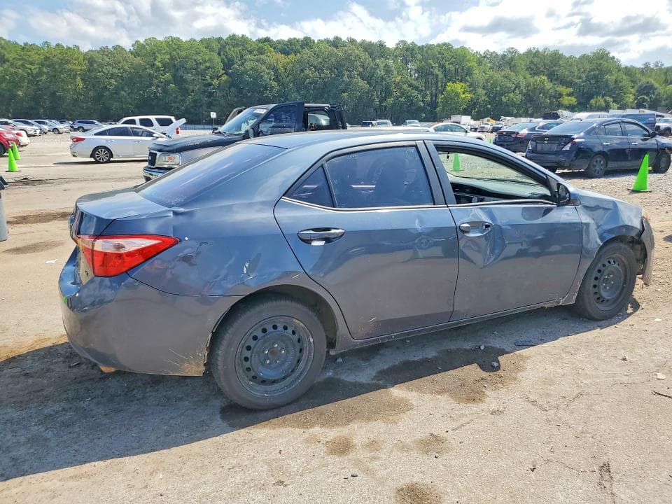 2017 TOYOTA COROLLA LE 3