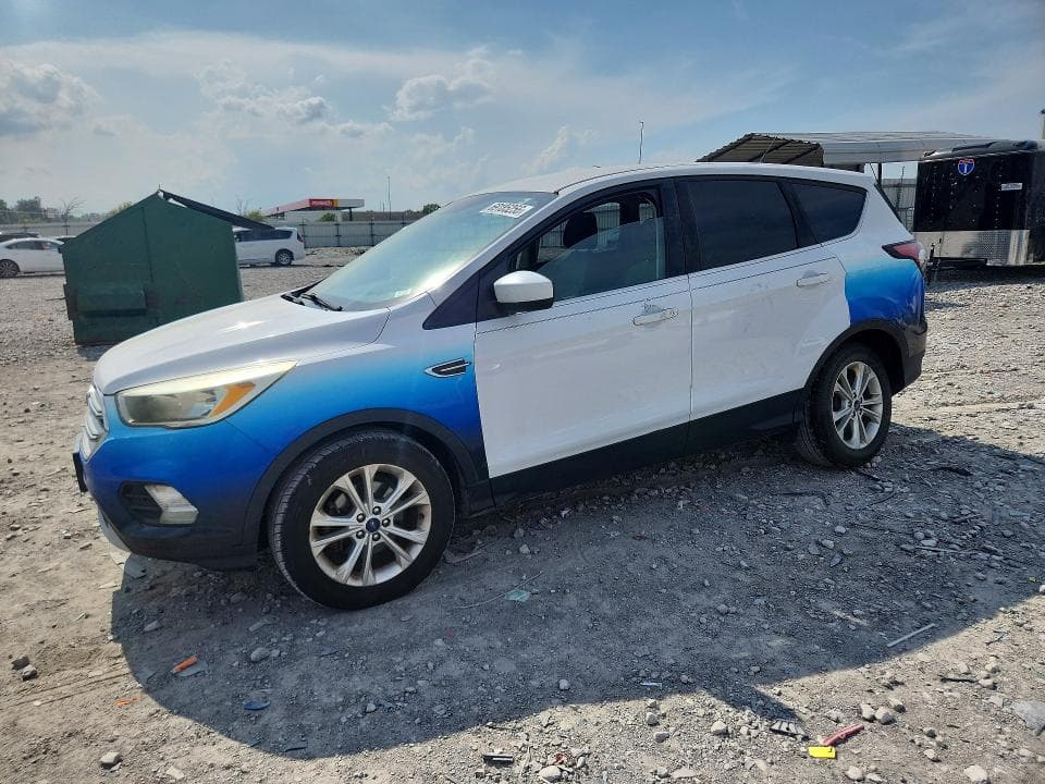 2017 FORD ESCAPE SE - 1
