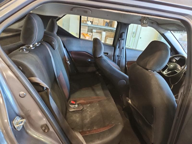 2020 NISSAN KICKS SR 11