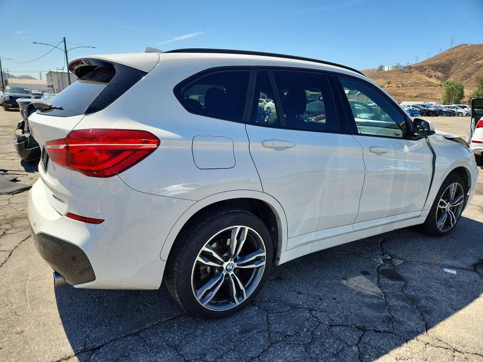 2018 BMW X1 XDRIVE28I 3