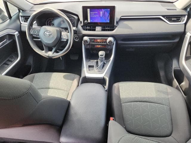 2023 TOYOTA RAV4 XLE 8