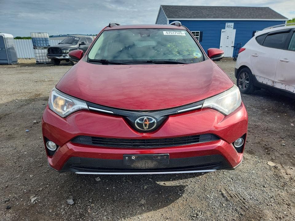 2018 TOYOTA RAV4 XLE 5