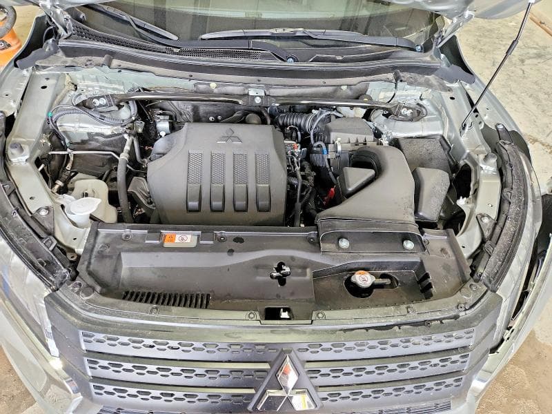 2025 MITSUBISHI ECLIPSE CROSS SE 12