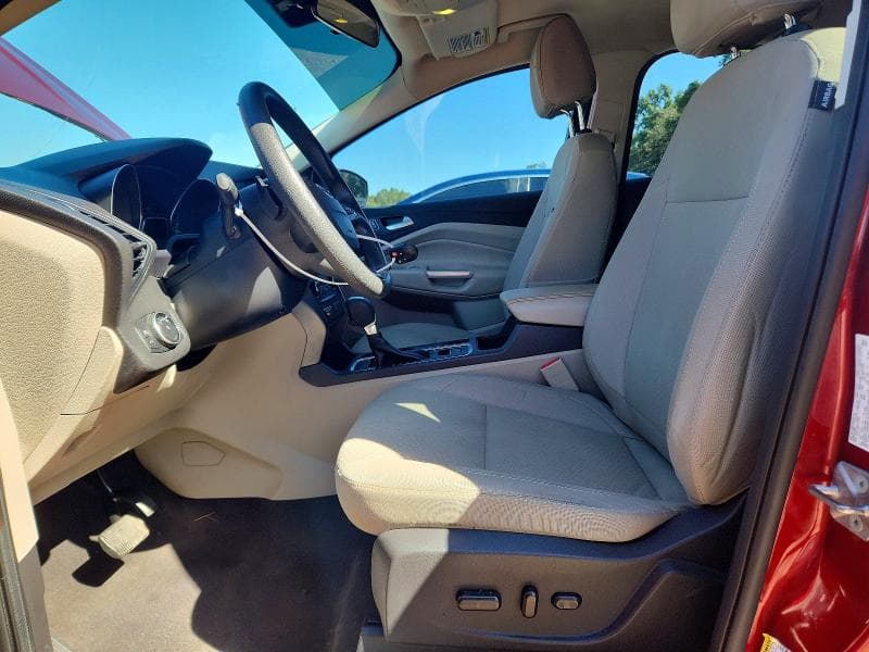 2017 FORD ESCAPE SE 7