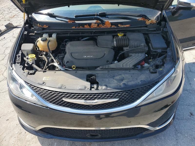 2018 CHRYSLER PACIFICA LIMITED 12