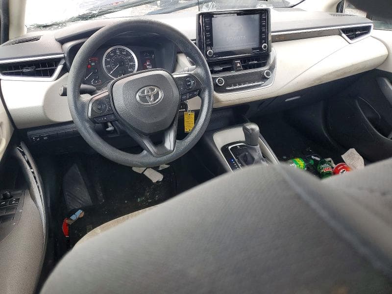 2022 TOYOTA COROLLA LE 8