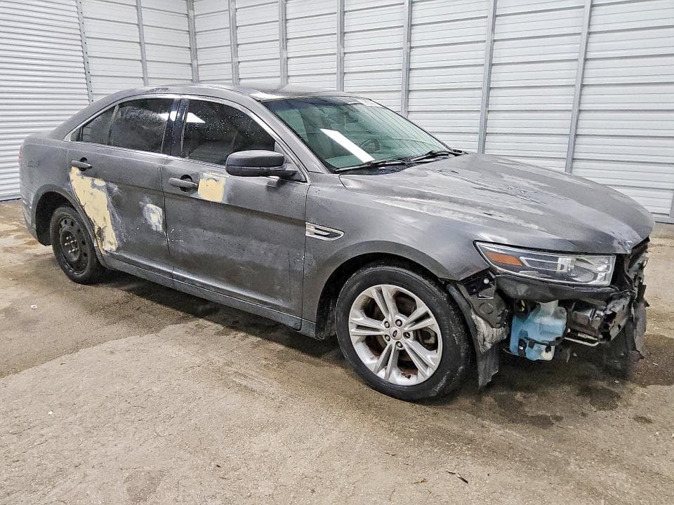 2017 FORD TAURUS SE 4