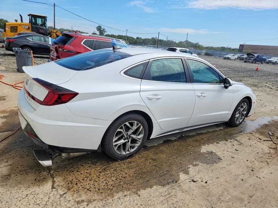 2021 HYUNDAI SONATA SEL 3