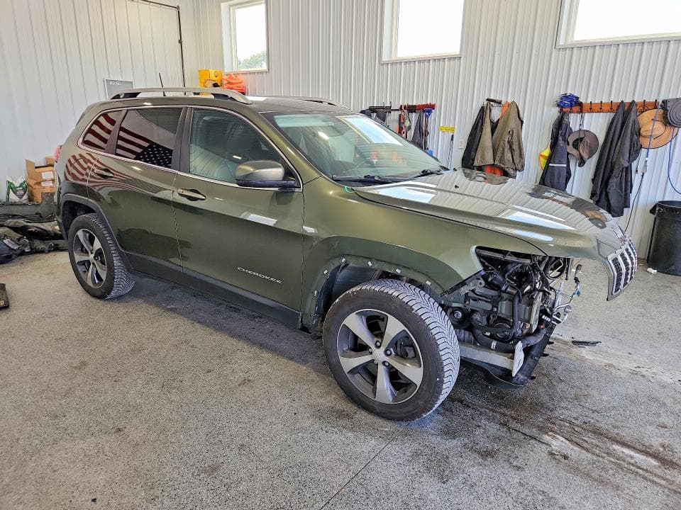 2019 JEEP CHEROKEE LIMITED 4