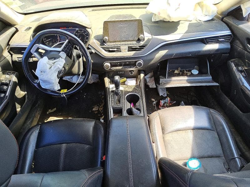 2024 NISSAN ALTIMA SR 8
