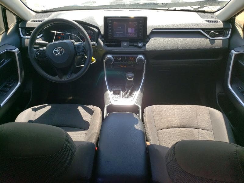 2019 TOYOTA RAV4 LE 8