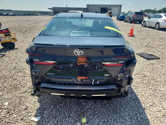 2026 TOYOTA CAMRY SE 6