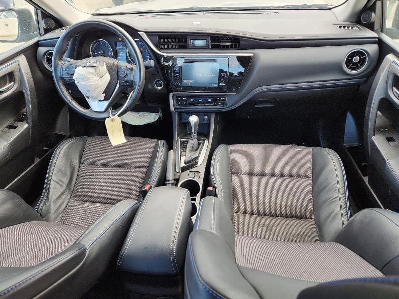 2017 TOYOTA COROLLA SE 8