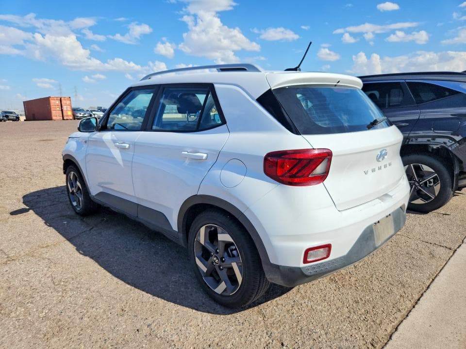 2023 HYUNDAI VENUE SEL 2