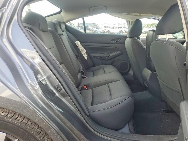 2024 NISSAN ALTIMA SV 10