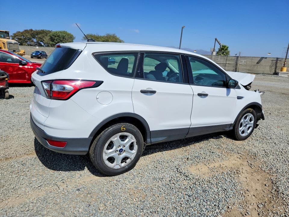 2017 FORD ESCAPE S 3